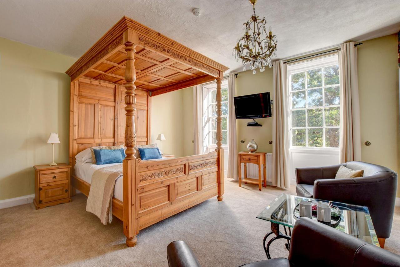 White Linen Whitby, Room Only ภายนอก รูปภาพ
