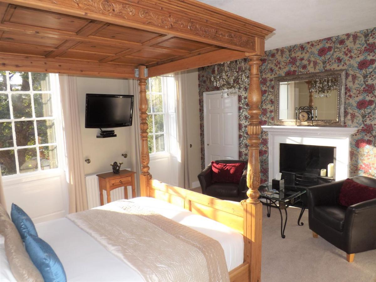 White Linen Whitby, Room Only ภายนอก รูปภาพ