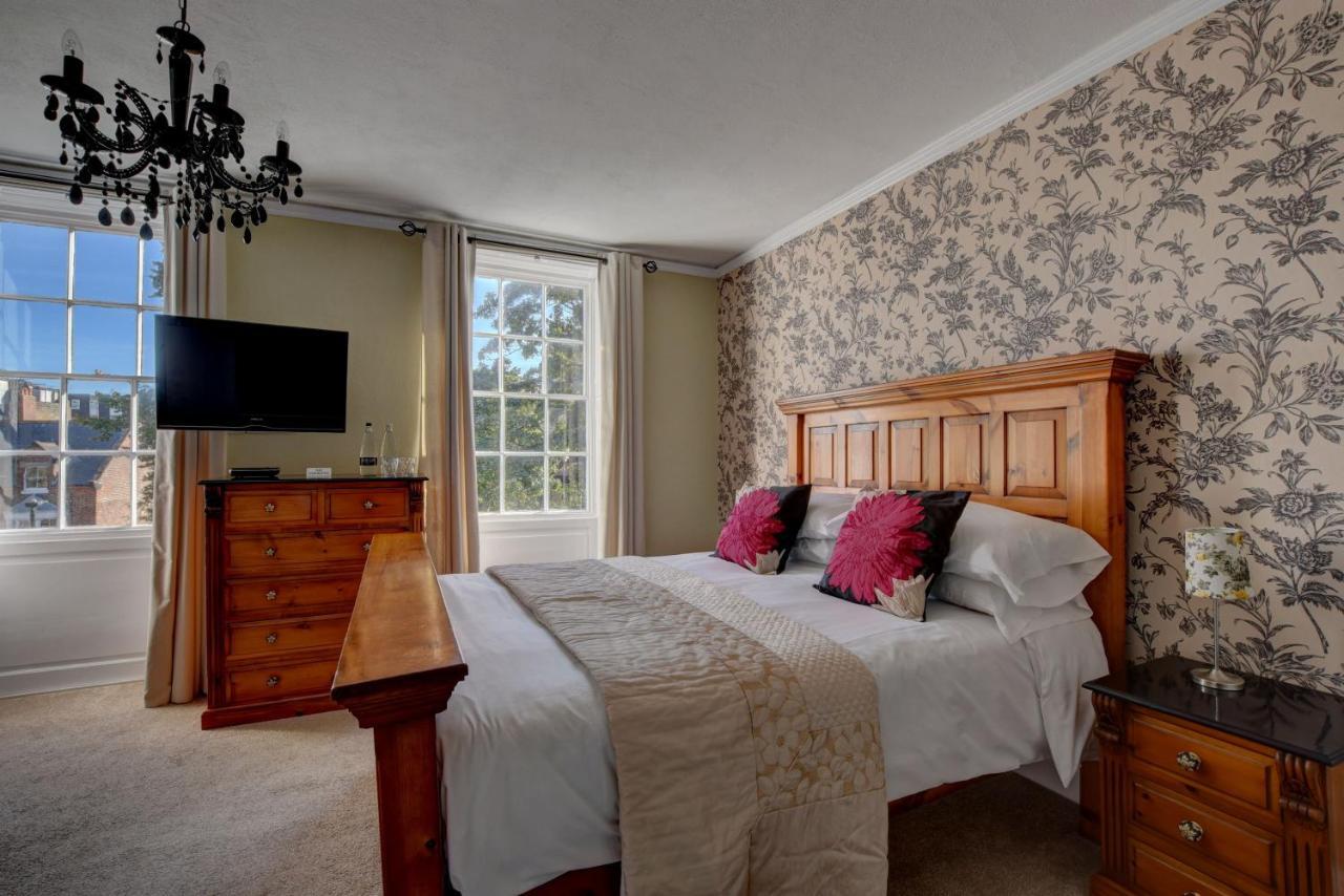 White Linen Whitby, Room Only ภายนอก รูปภาพ